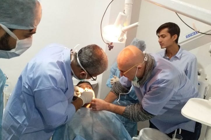 DENTAL IMPLANT TRAINING IN INDIA BASAL IMPLANT COURSES 4 Dental Implant Courses